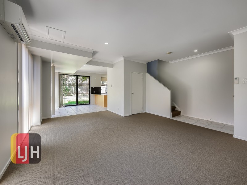 2/242 Pickering Street, Gaythorne QLD 4051