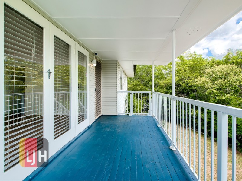 4 Woongarra Street, The Gap QLD 4061