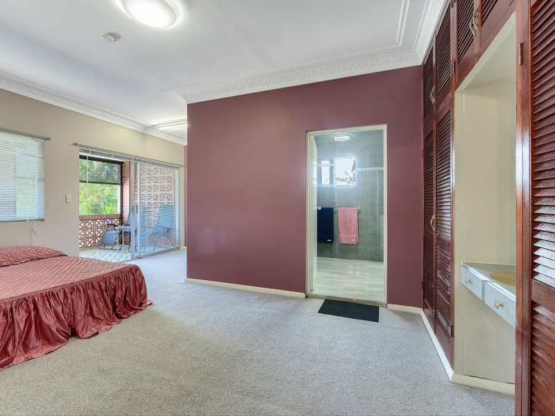230 Shaw Road, Wavell Heights QLD 4012