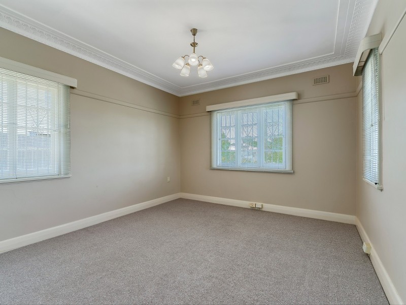 230 Shaw Road, Wavell Heights QLD 4012