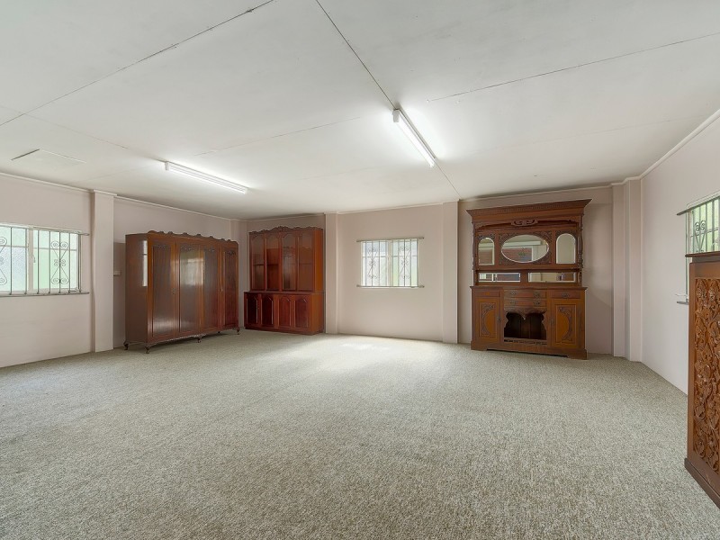 230 Shaw Road, Wavell Heights QLD 4012