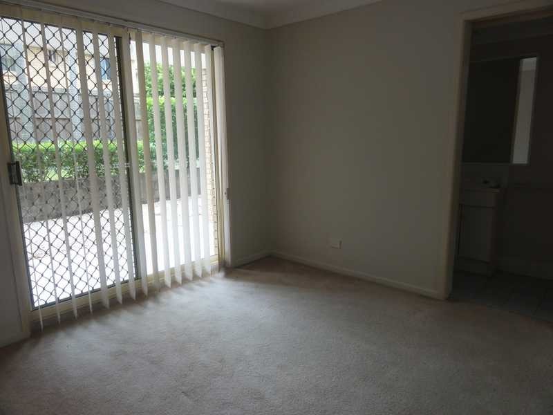 1/52 Bower Street, Annerley QLD 4103