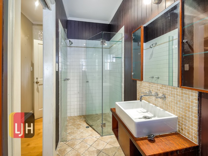 23 Oakwal Terrace, Windsor QLD 4030