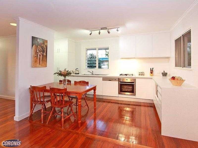 20 Burbank Street, Stafford Heights QLD 4053