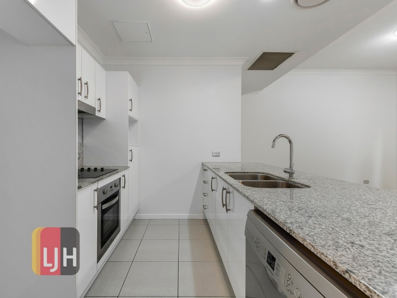 Unit 4/1 Kingsmill Street, Chermside QLD 4032