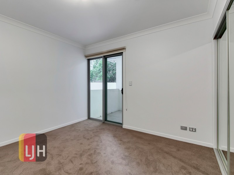 Unit 4/1 Kingsmill Street, Chermside QLD 4032