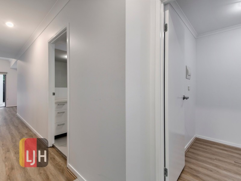 Unit 4/1 Kingsmill Street, Chermside QLD 4032