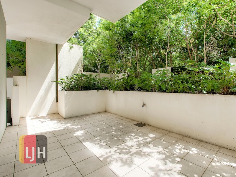 Unit 4/1 Kingsmill Street, Chermside QLD 4032