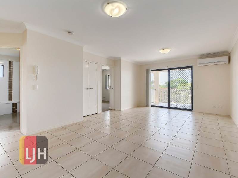 Unit 9/84 Brookfield Road, Kedron QLD 4031