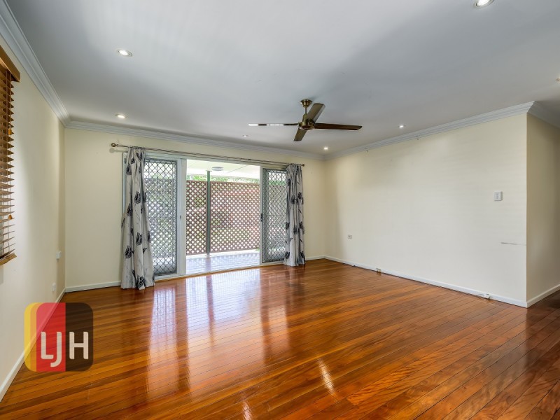 15 Gresford Street, Chermside West QLD 4032