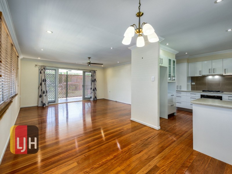 15 Gresford Street, Chermside West QLD 4032
