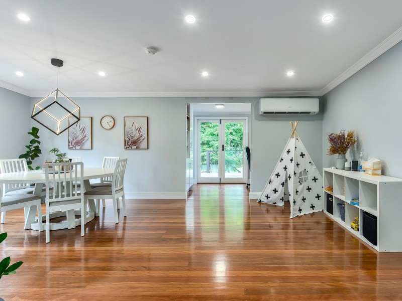 367 Webster Road, Stafford Heights QLD 4053