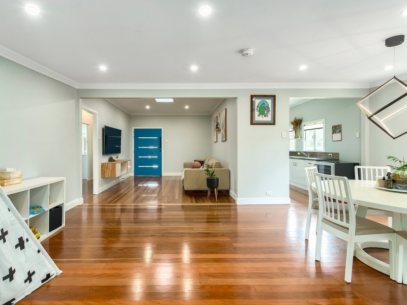 367 Webster Road, Stafford Heights QLD 4053