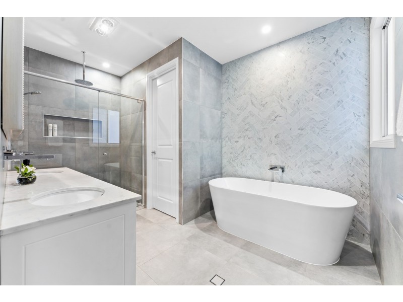 38 Jardine Street, Kedron QLD 4031