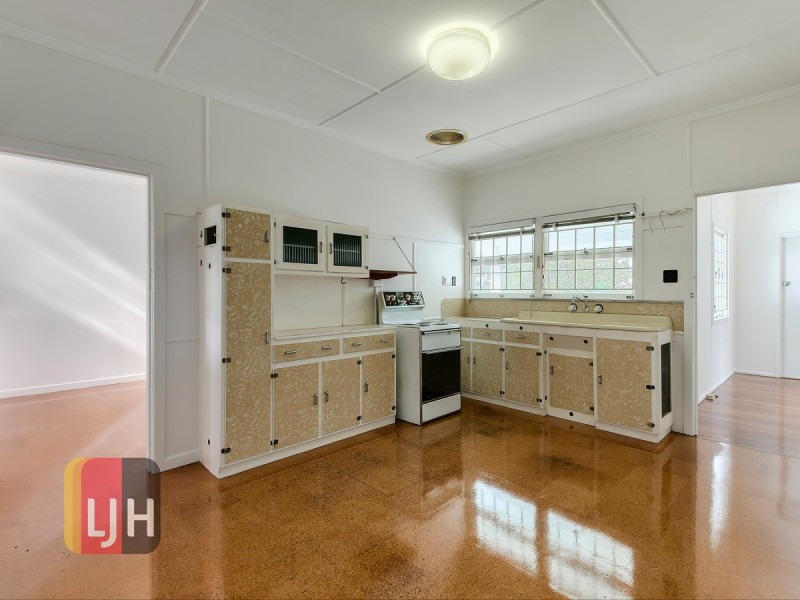 11 Ashmore Street, Everton Park QLD 4053