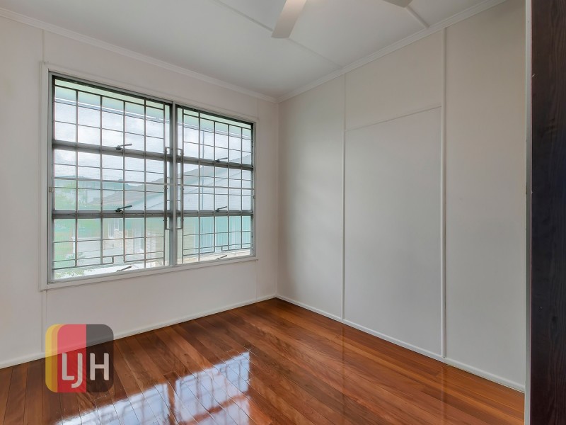 11 Ashmore Street, Everton Park QLD 4053