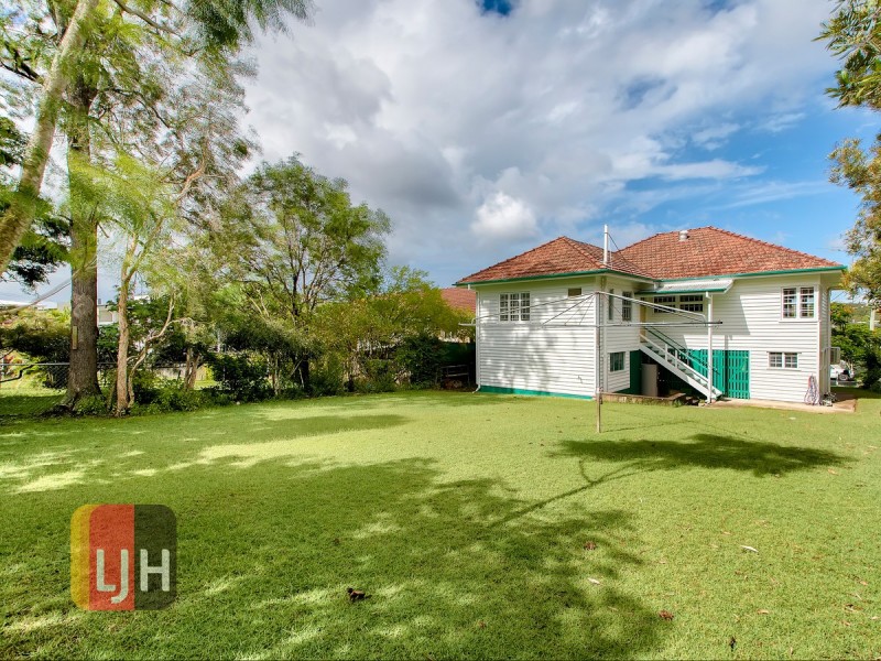 11 Ashmore Street, Everton Park QLD 4053