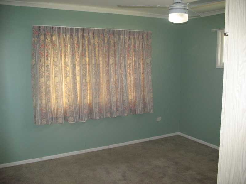 16 Chaplin Street, Stafford Heights QLD 4053