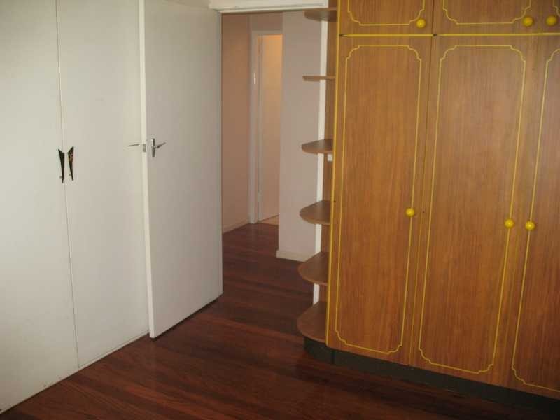 16 Chaplin Street, Stafford Heights QLD 4053