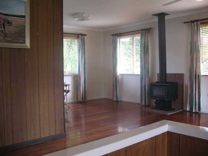 16 Chaplin Street, Stafford Heights QLD 4053