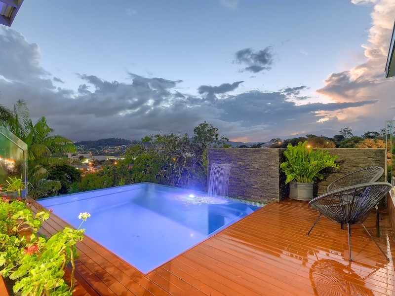 32 Caratel Street, Stafford Heights QLD 4053