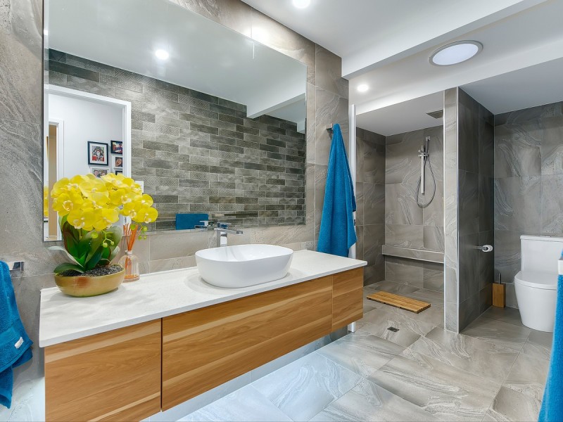 32 Caratel Street, Stafford Heights QLD 4053