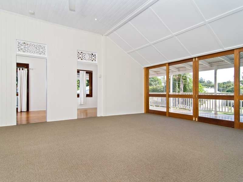 61 Woodland Street, Ashgrove QLD 4060