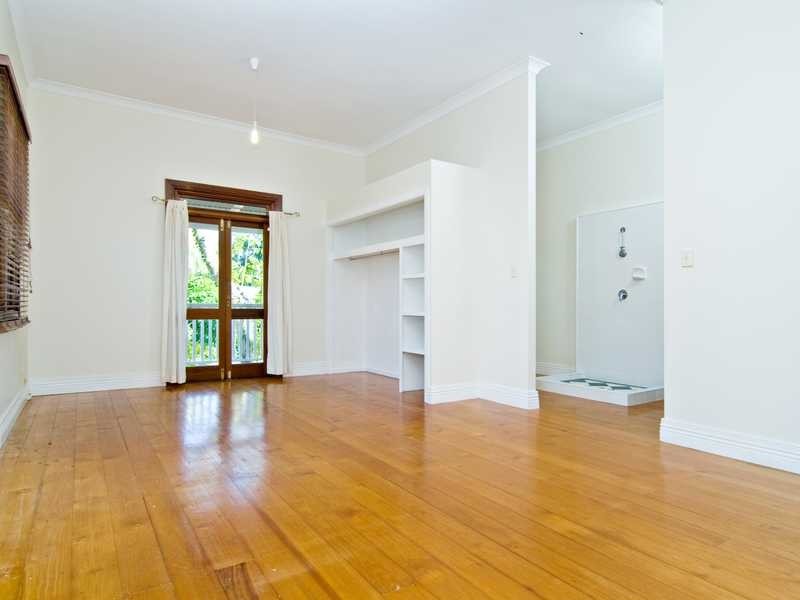 61 Woodland Street, Ashgrove QLD 4060