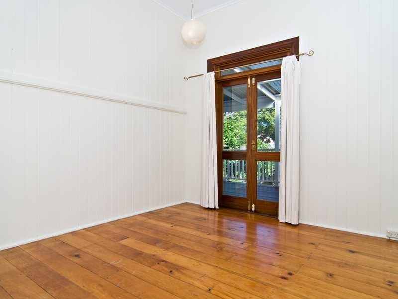 61 Woodland Street, Ashgrove QLD 4060