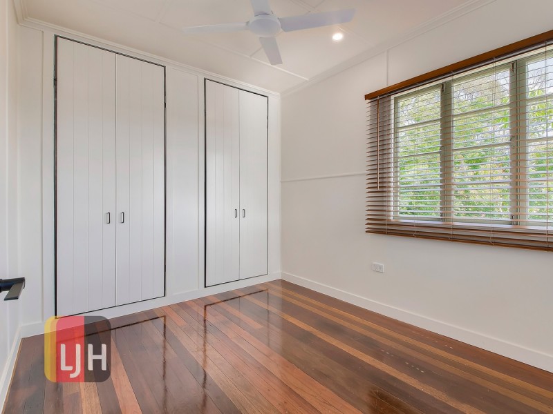 14 Koolewong Street, Stafford Heights QLD 4053