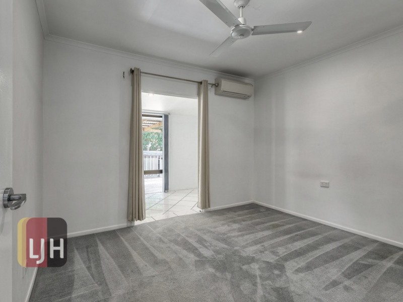 243 Kitchener Road, Stafford Heights QLD 4053