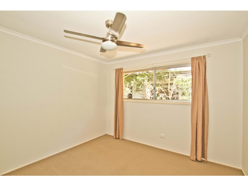 11 Caesar Road, Ferny Hills QLD 4055