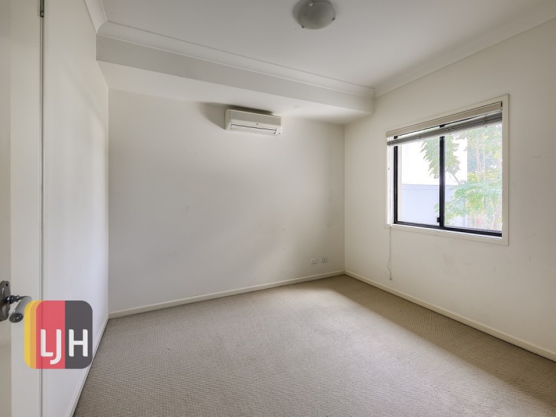 2/106 Broughton Road, Kedron QLD 4031