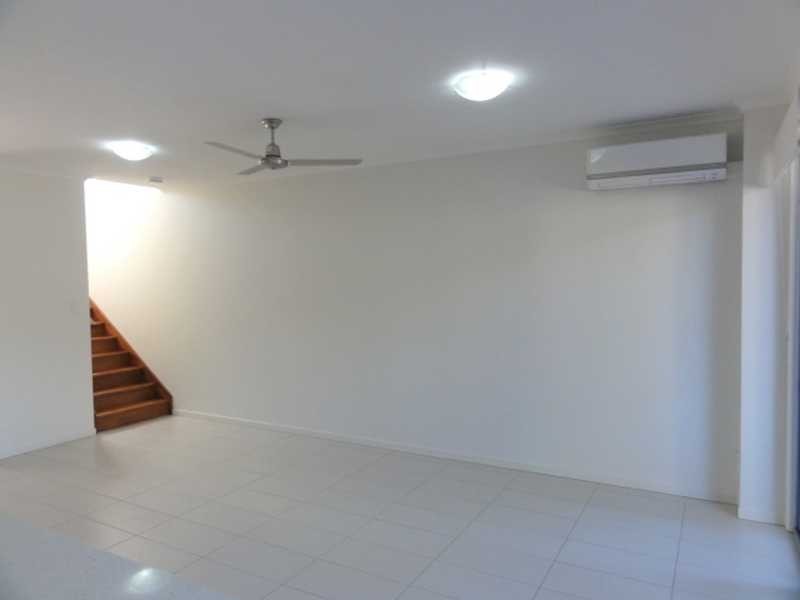 2/15 Binkar Street, Chermside QLD 4032