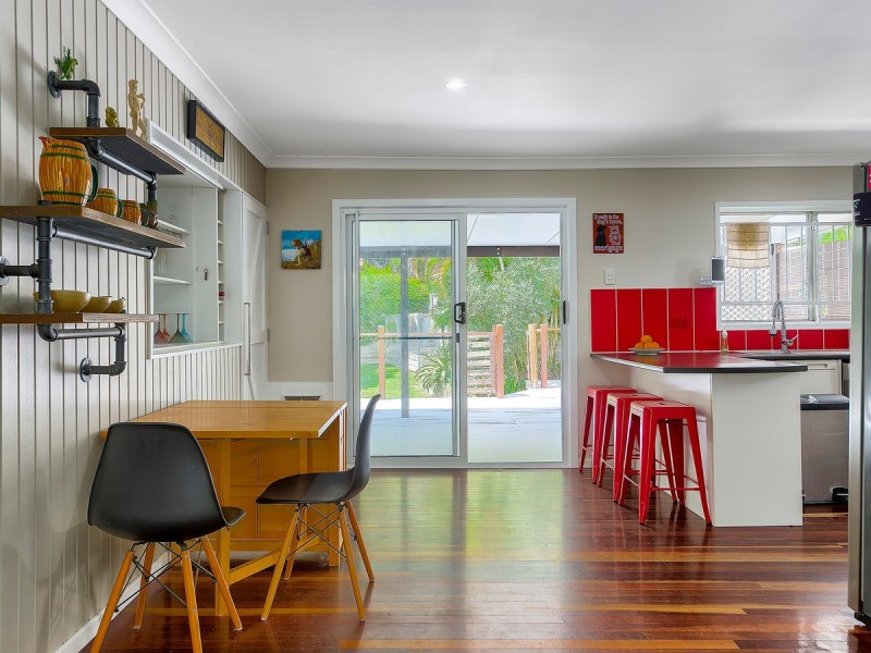 3 Halton Street, Stafford Heights QLD 4053