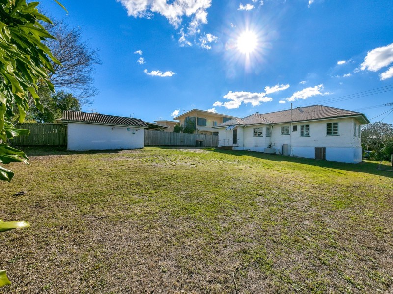 20 Griffith Street, Everton Park QLD 4053