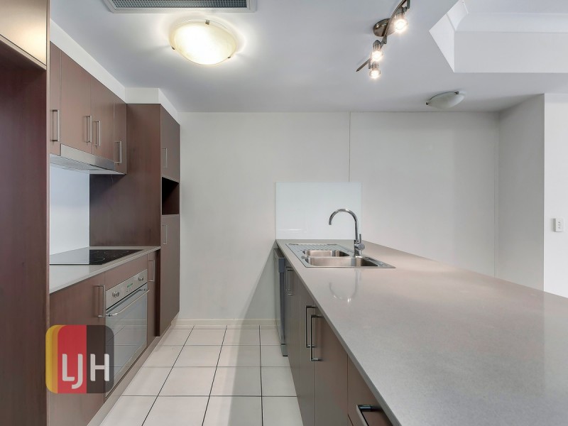 U 28/51 Playfield Street, Chermside QLD 4032