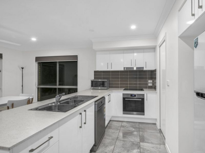 11 Minimine Street, Stafford QLD 4053