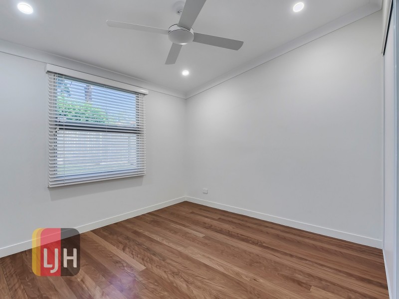 52 Wilgarning Street, Stafford Heights QLD 4053