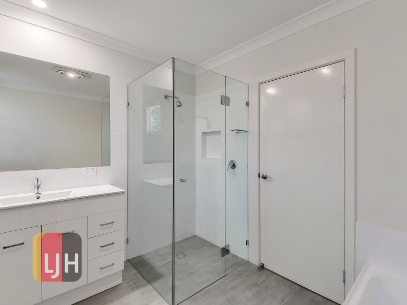 52 Wilgarning Street, Stafford Heights QLD 4053