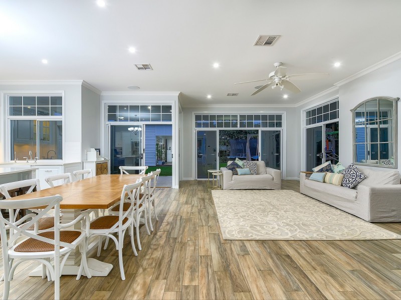 53 Tenth Avenue, Kedron QLD 4031