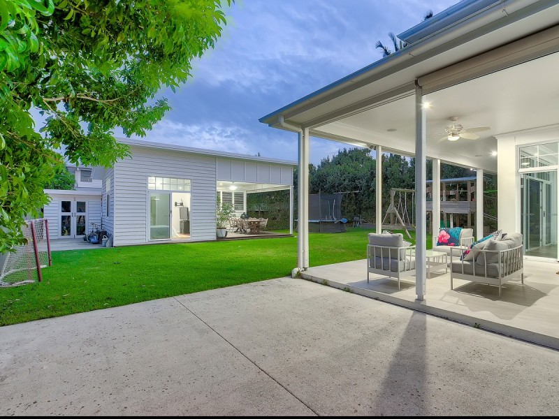 53 Tenth Avenue, Kedron QLD 4031