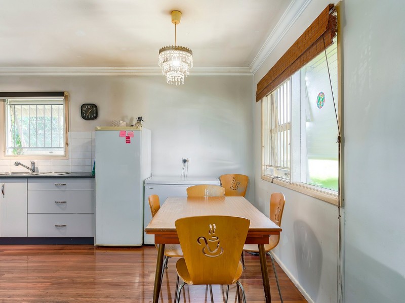 1 Jacaranda Drive, Albany Creek QLD 4035