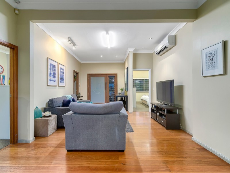 278 Rode Road, Wavell Heights QLD 4012