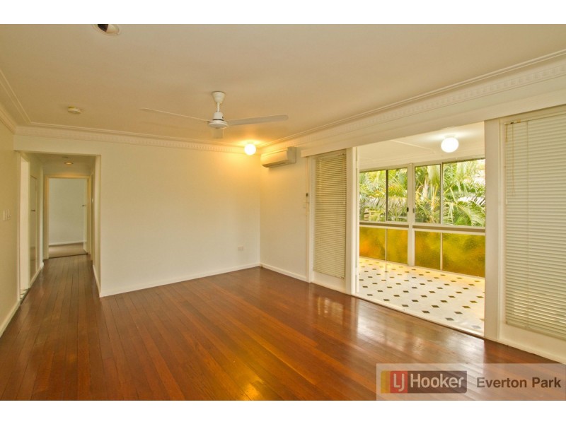 49 Gearside Street, Everton Park QLD 4053