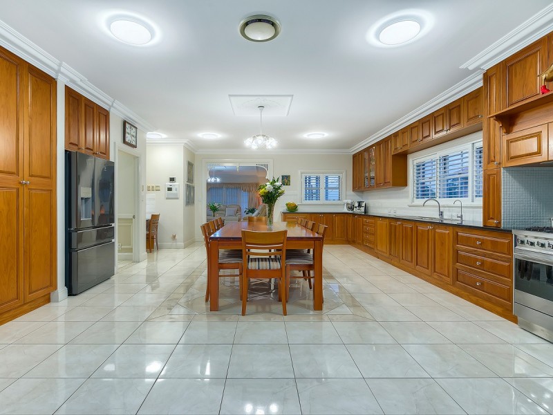 106 Scott Street, Stafford Heights QLD 4053