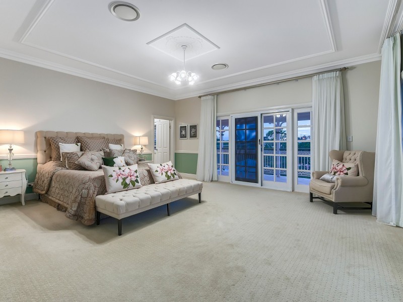 106 Scott Street, Stafford Heights QLD 4053