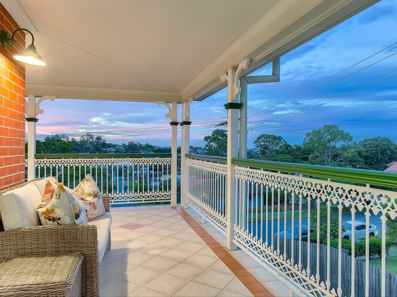 106 Scott Street, Stafford Heights QLD 4053