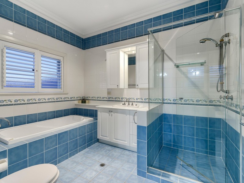 106 Scott Street, Stafford Heights QLD 4053