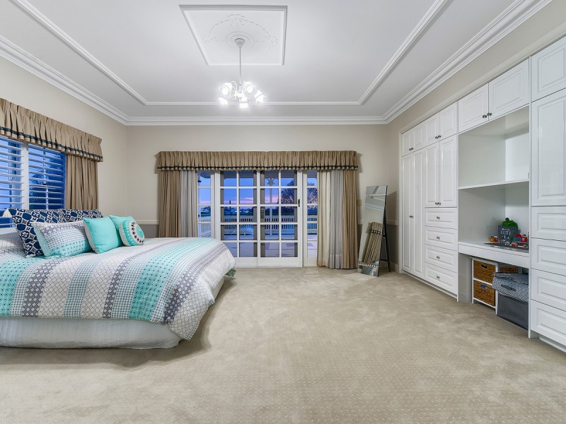 106 Scott Street, Stafford Heights QLD 4053
